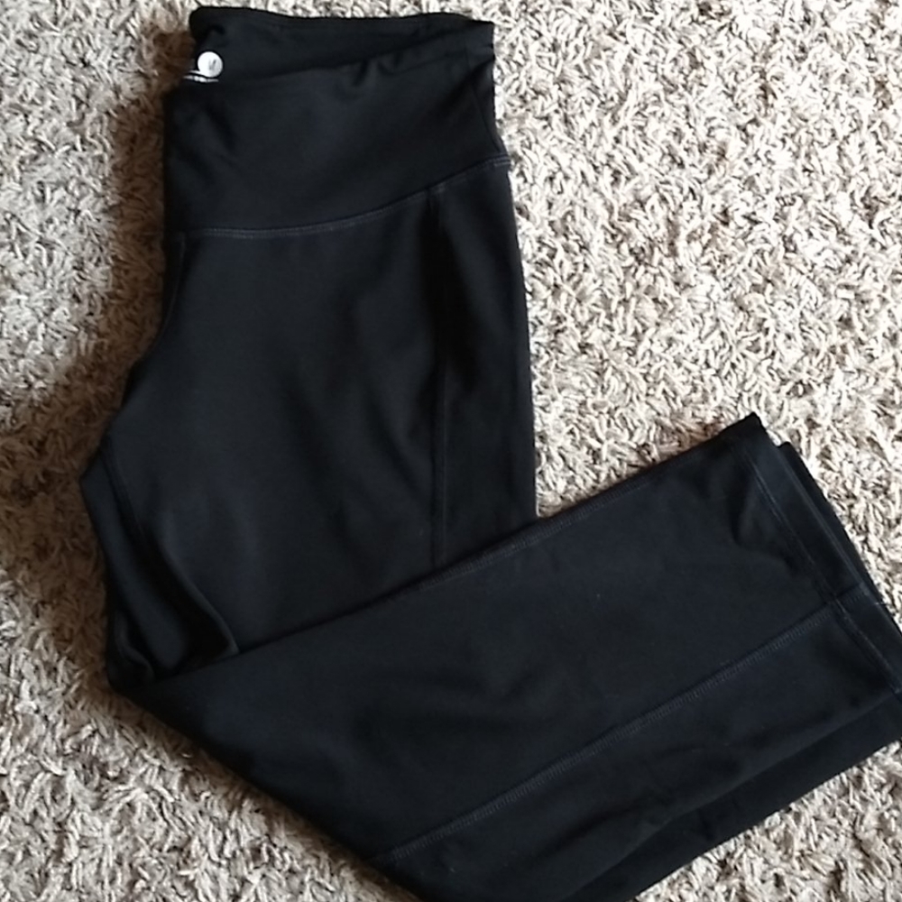 Black Active fitted Old Navy leggings, M